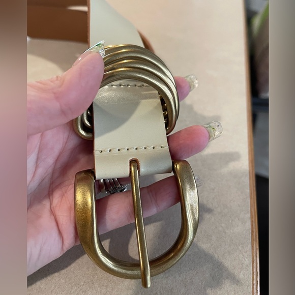 Anthro cream leather belt - Picture 2 of 5